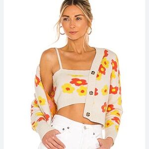 Callahan 2-piece cardigan & tank flower sweater set